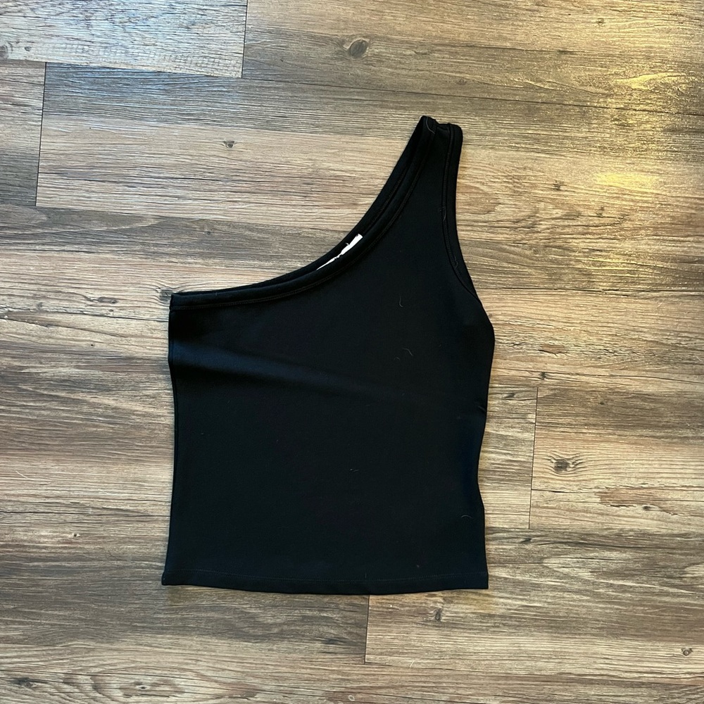 One shoulder long black tank